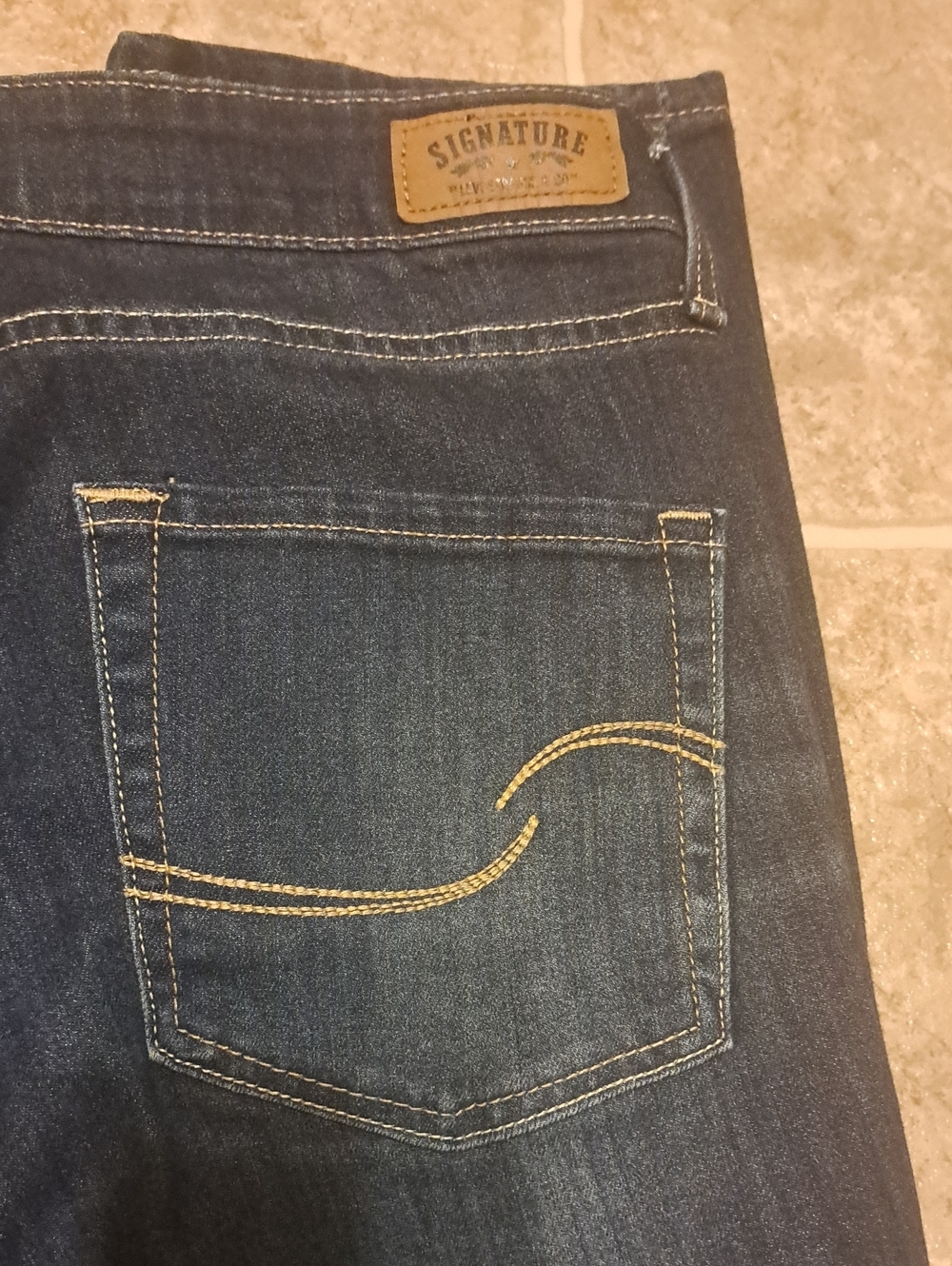 Signature by Levi Strauss Women's Slim Straight Jeans - Dark Wash Blue. Size 32. - Picture 9 of 10